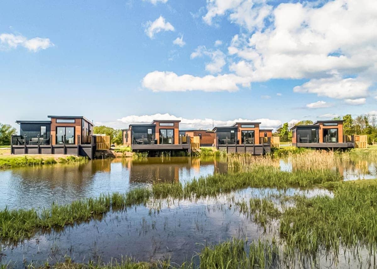 Waterside Hambleton Lakeside Lodges Poulton-le-Fylde Esterno foto
