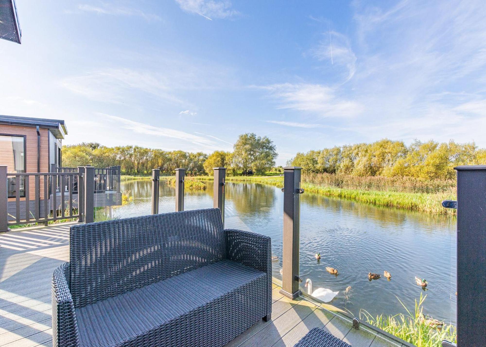 Waterside Hambleton Lakeside Lodges Poulton-le-Fylde Esterno foto