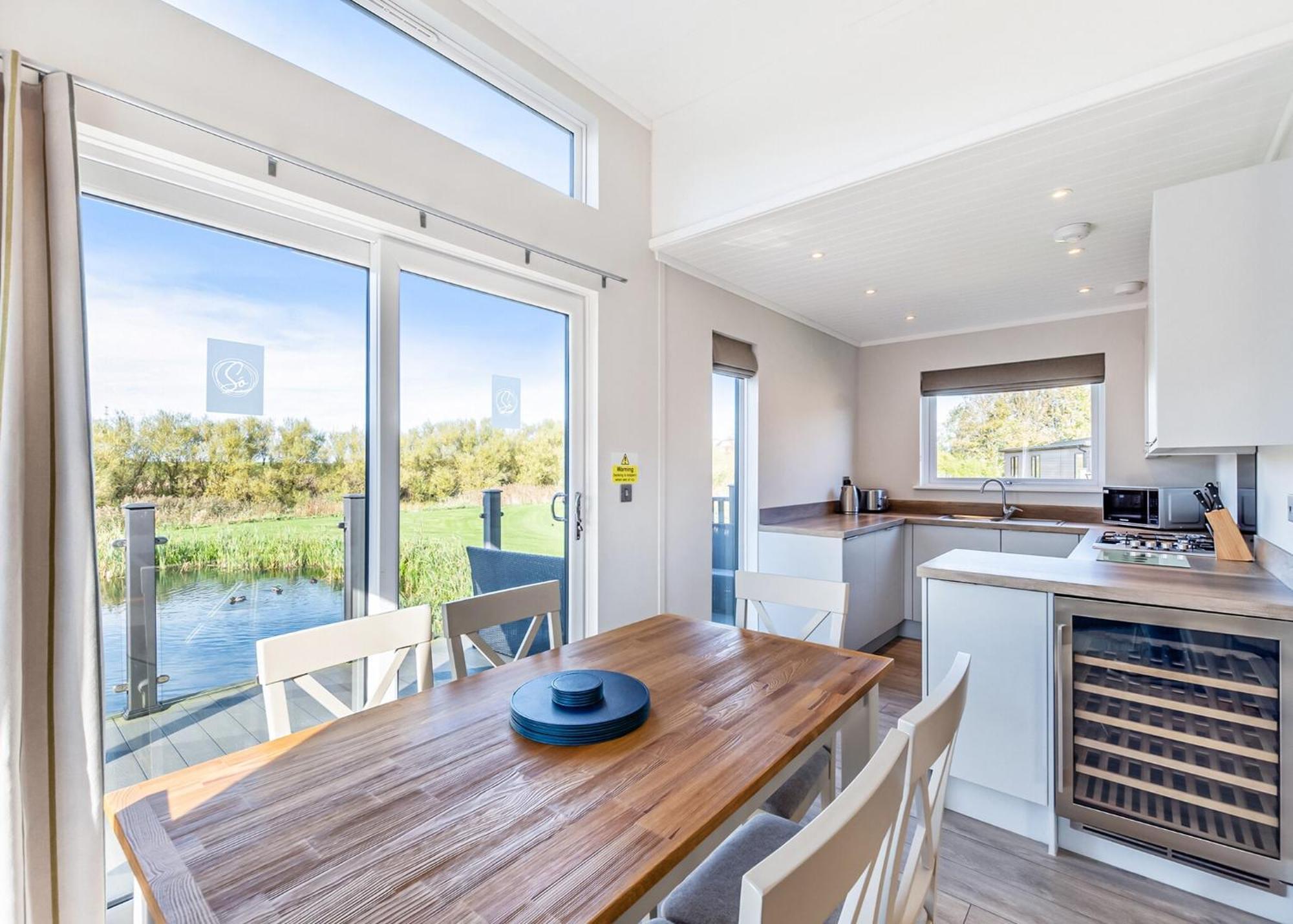 Waterside Hambleton Lakeside Lodges Poulton-le-Fylde Esterno foto